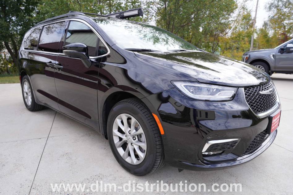 2025 Mini-T Campervan AWD Pacifica — Garageable, HOA-Friendly, Solar-Equipped